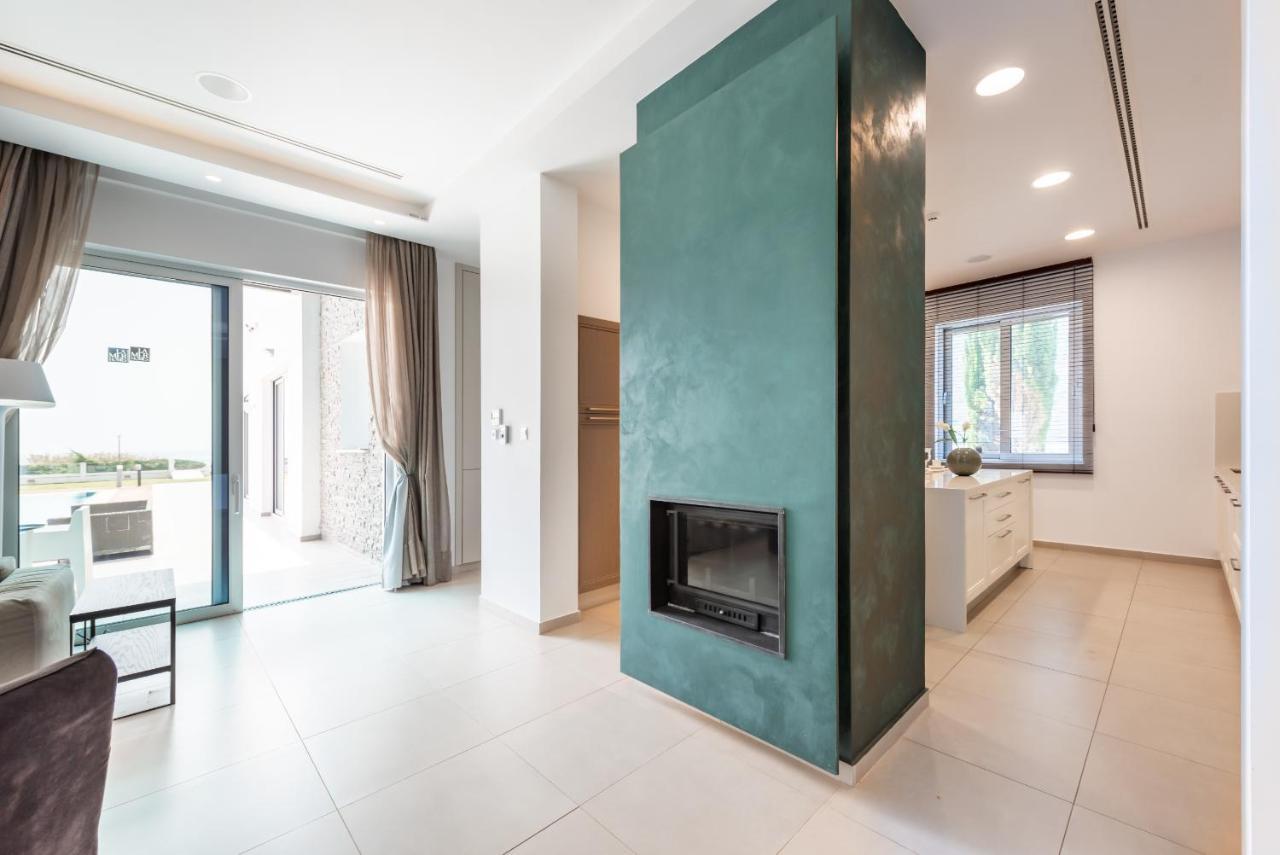 Villa Seafront Cecelia By Ruidoso Luxury Ajía Nápa