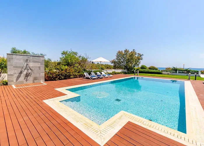 Seafront Villa Cecelia By Ruidoso Luxury