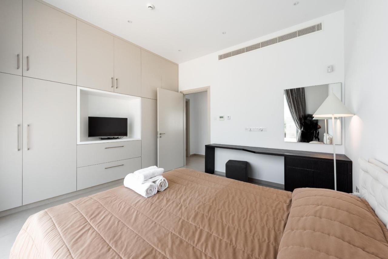 Seafront Cecelia By Ruidoso Luxury Villa