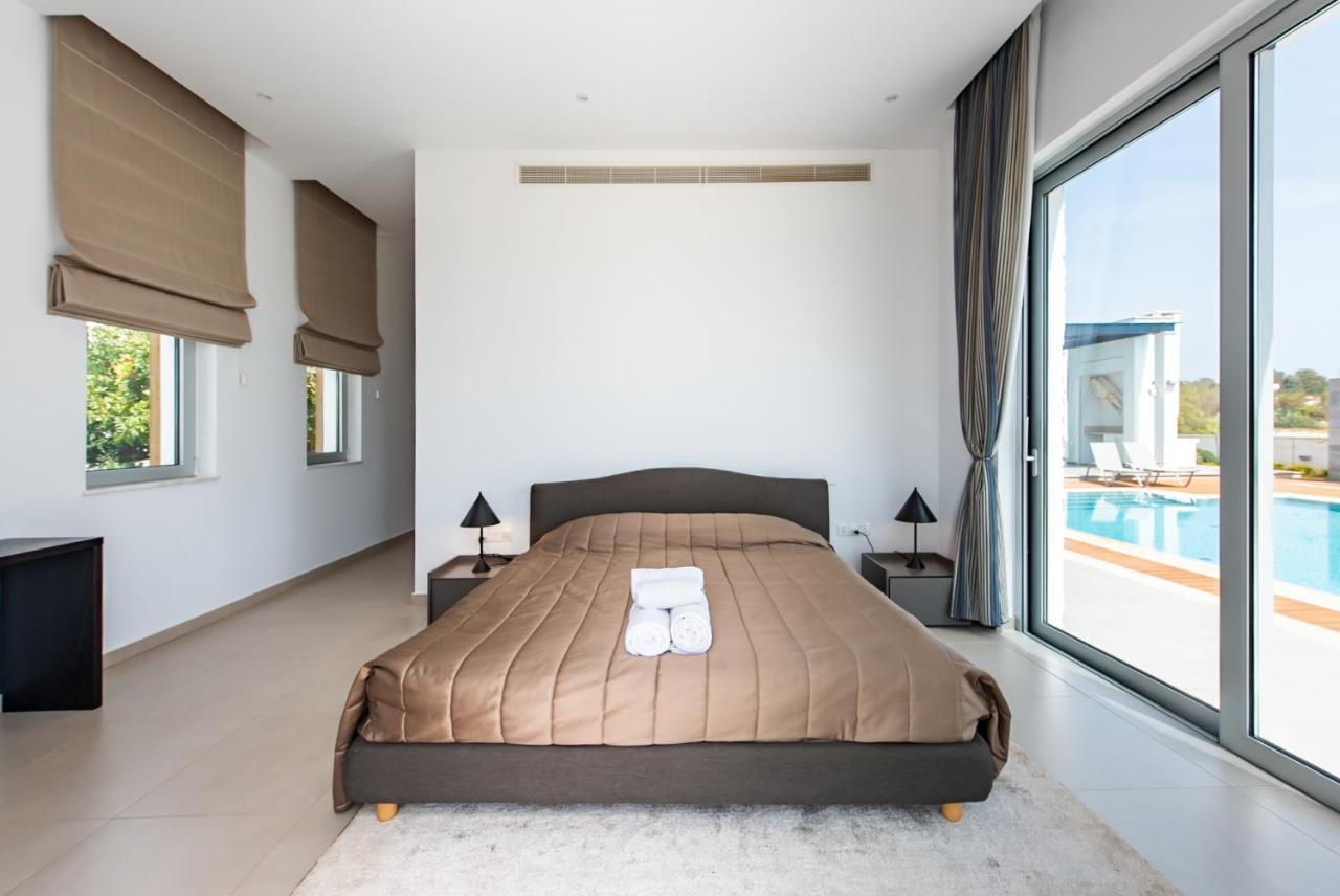 Villa Seafront Cecelia By Ruidoso Luxury Agia Napa