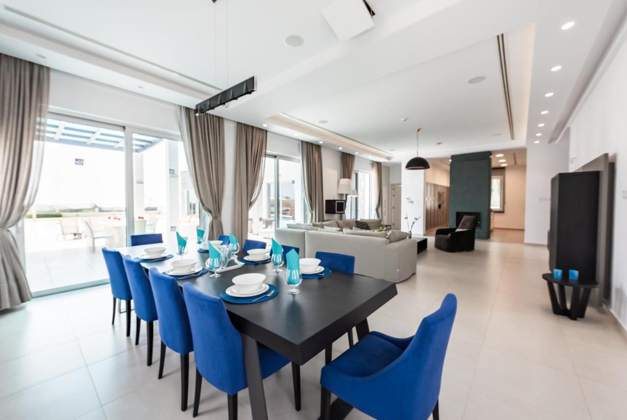 Villa Seafront Cecelia By Ruidoso Luxury